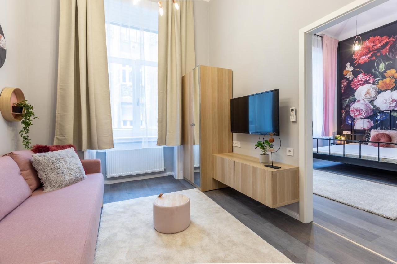 W33 - Prime Location - Comfortable Quality Apartments By Bqa Budapesta Exterior foto