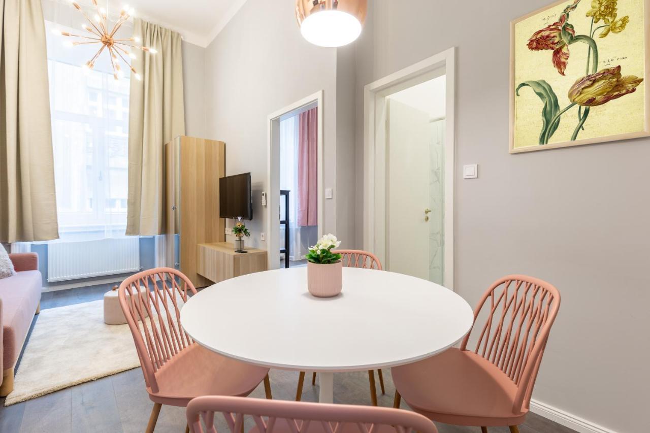 W33 - Prime Location - Comfortable Quality Apartments By Bqa Budapesta Exterior foto